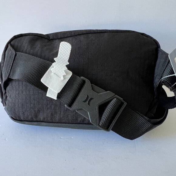 Hurley Fanny Pack Crossbody Belt or Waist Bag, New with Tags - Picture 7 of 15